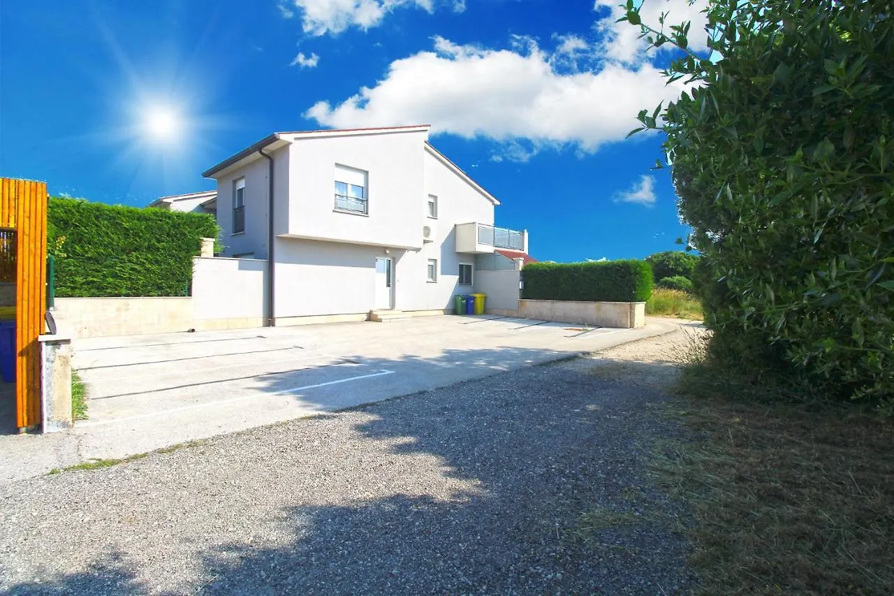 House Volme 2255 Villa Banjole 0*,